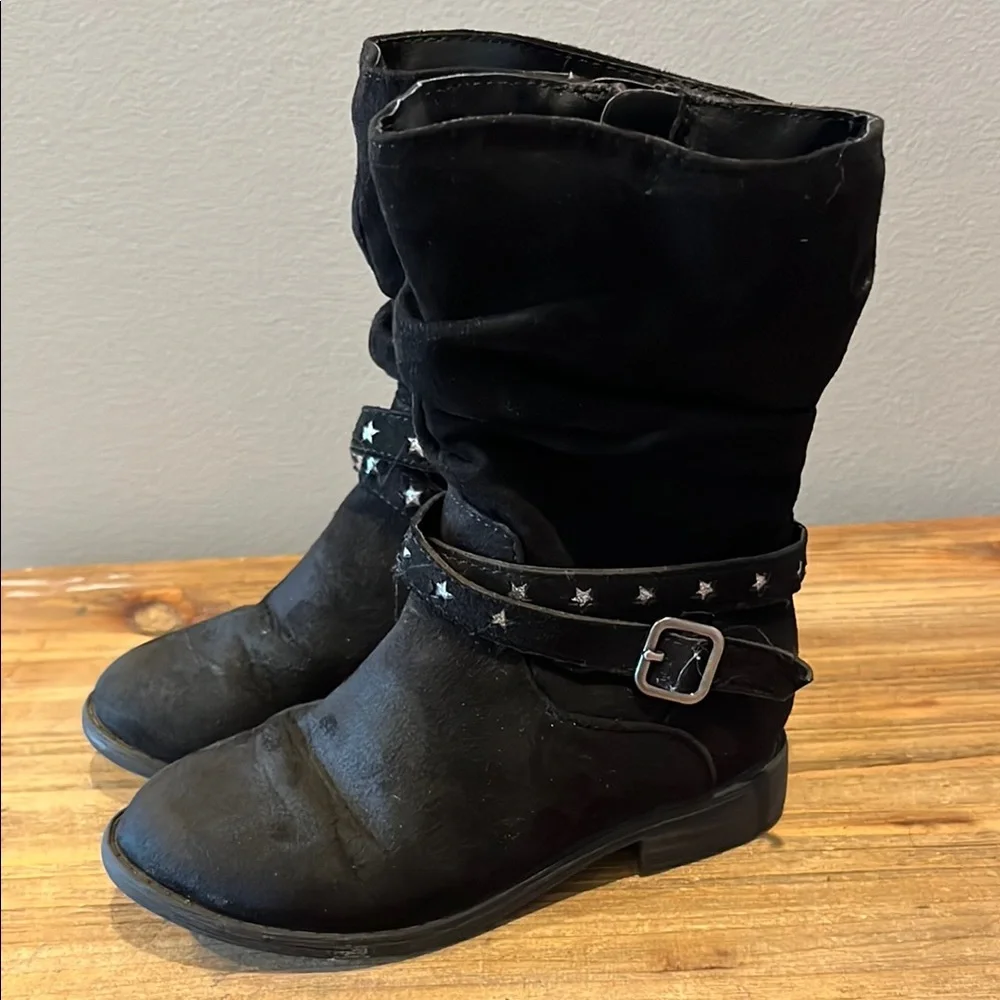 Wonder Nation Black Ankle Boots with Side Zipper